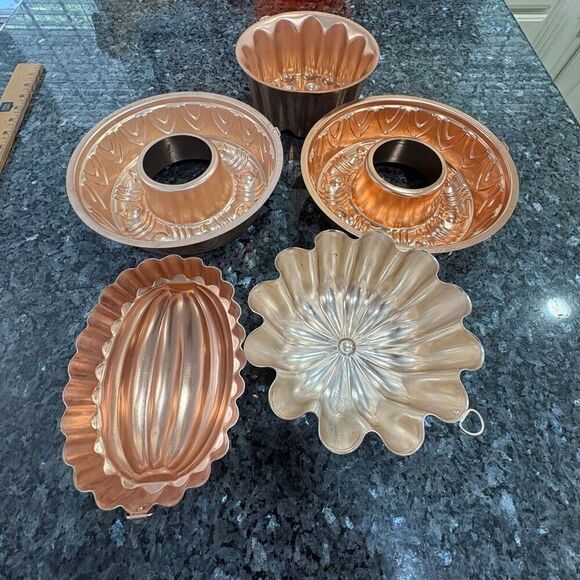 Set of 5 Vintage Copper & Aluminum Wall Molds – Kitchen Decor - Picture 9 of 9